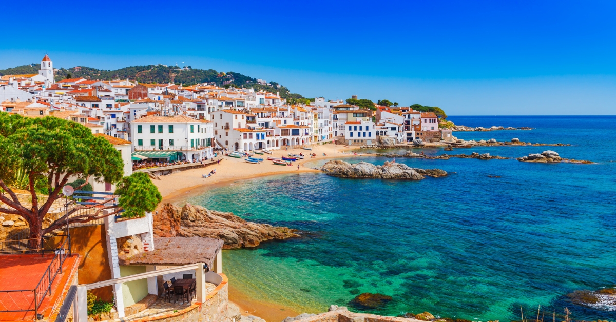 Spain Sees €23.5B Tourist Boom in Q1 2025