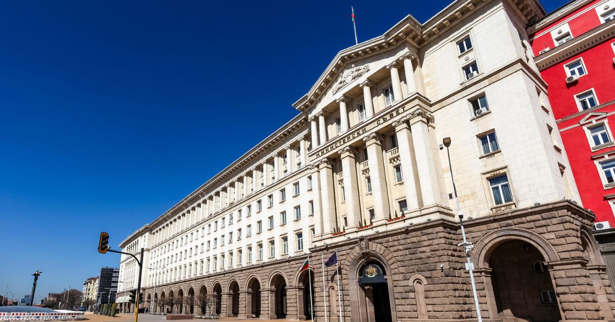 Bulgaria bill ties golden visa to real residence